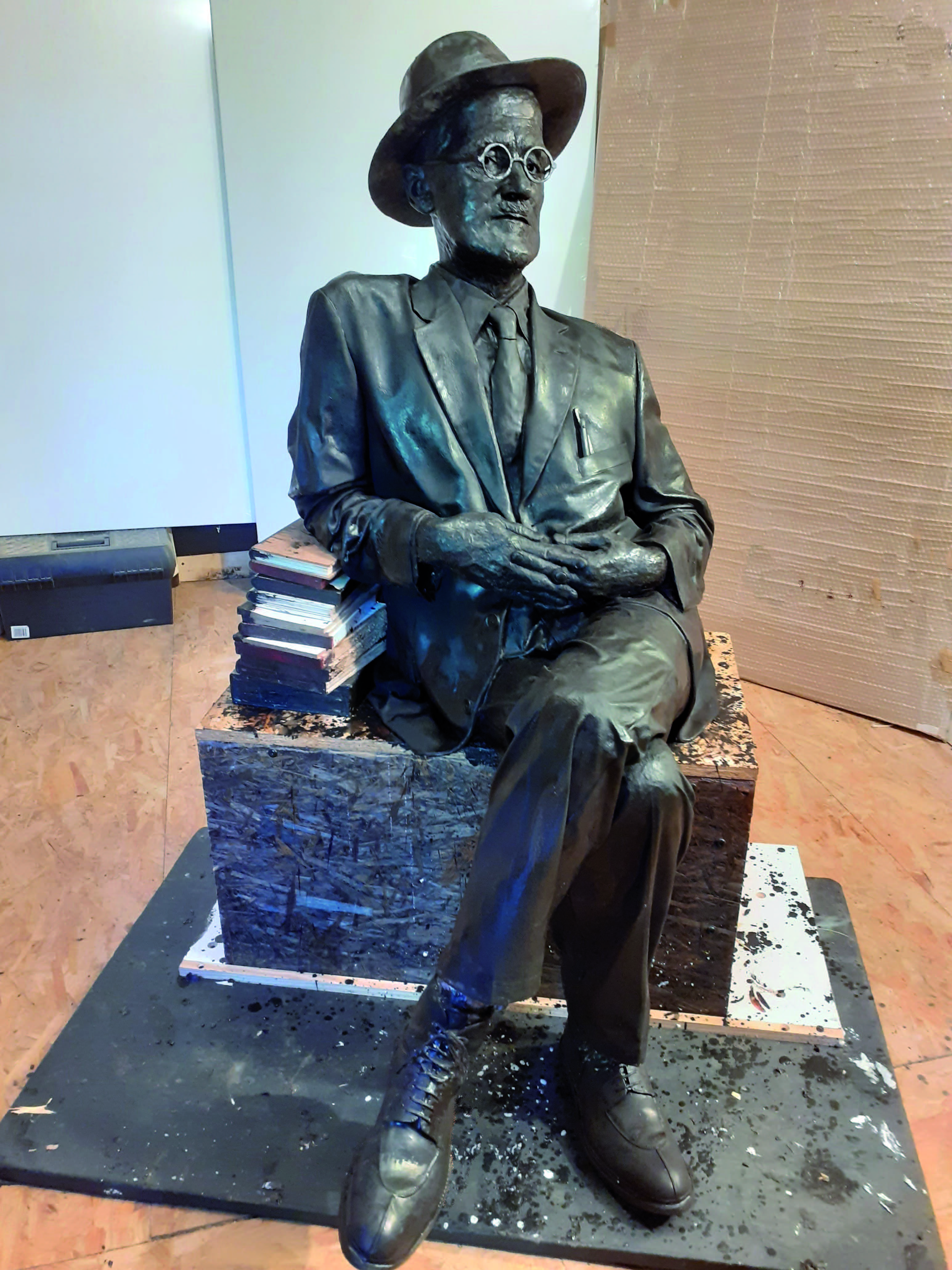 Projet d'installation d'une sculpture de James Joyce dans l'espace public à Saint Gérand le Puy